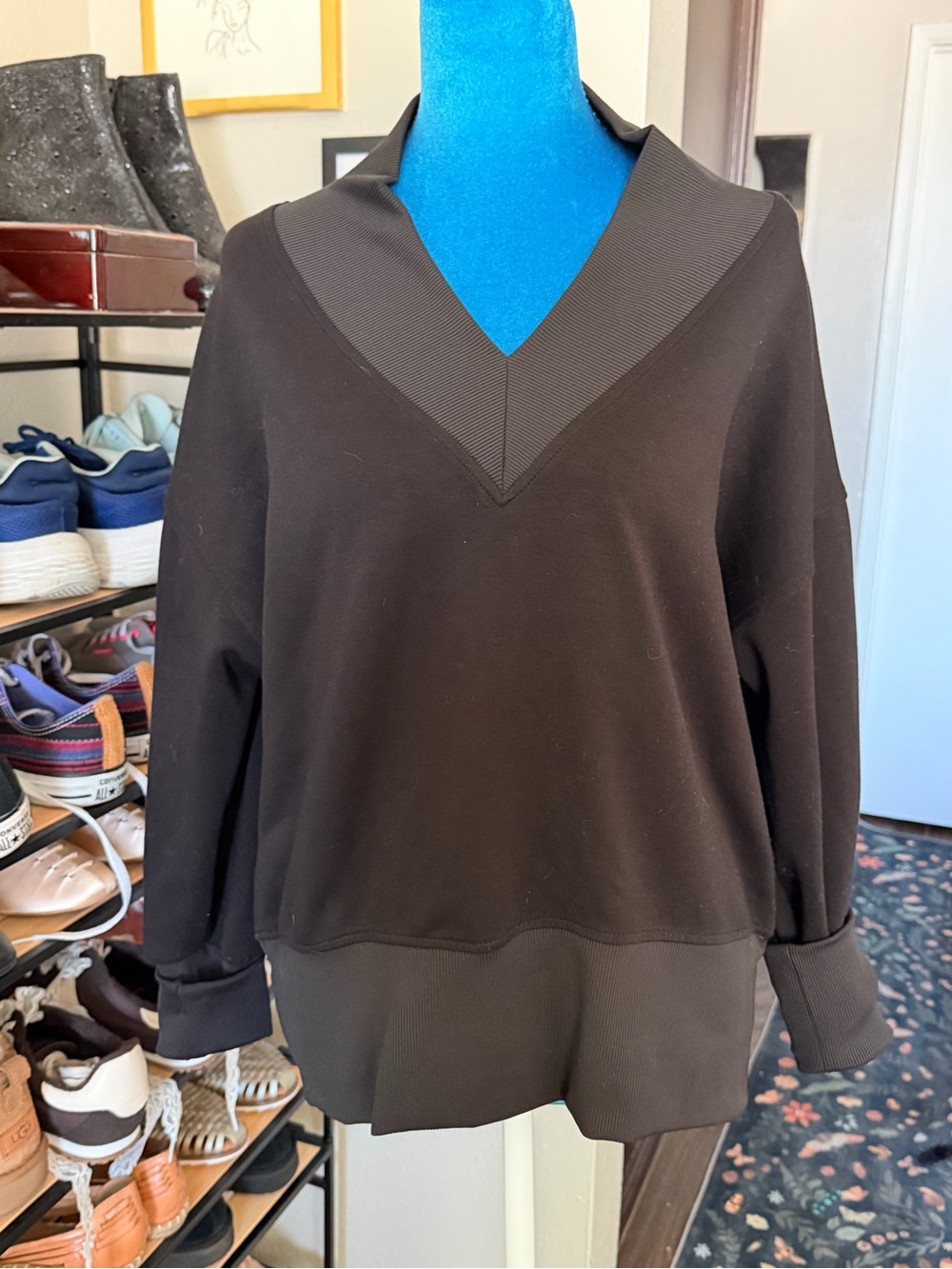 Women's Black V-Neck Pullover Sweatshirt